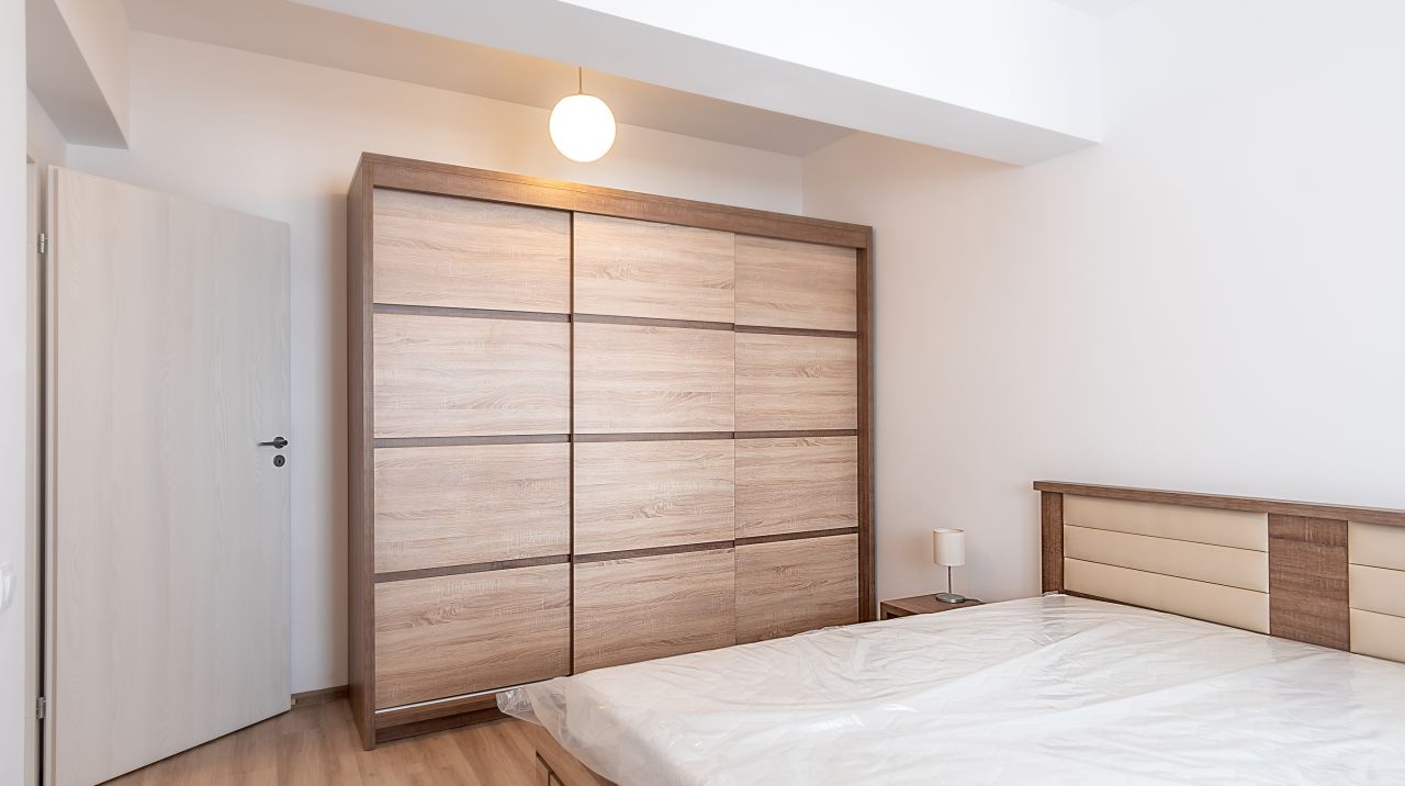 Apartament nou-nout + loc de parcare subteran 