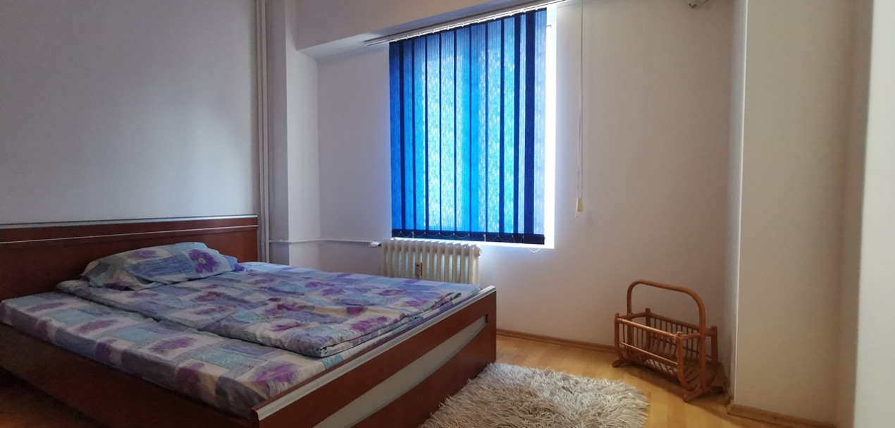 3 camere spatios si  modern , Coposu - Sf. Vineri, 