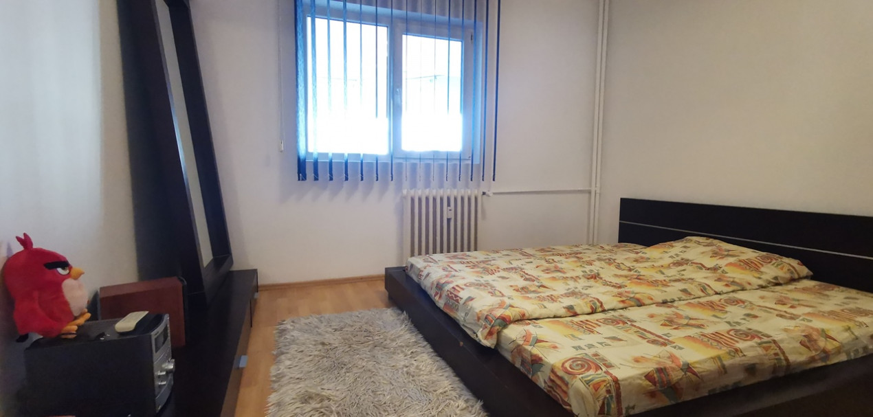 3 camere spatios si  modern , Coposu - Sf. Vineri, 