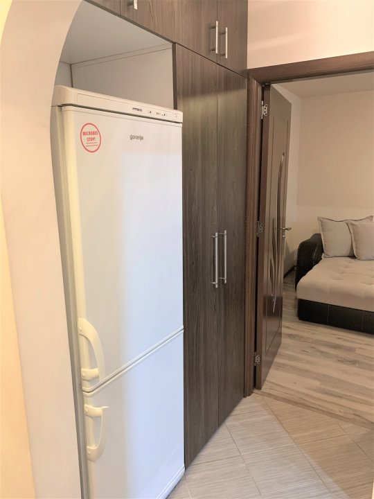 Ap 2 camere decomandat B-dul Timisoara- Valea Oltului