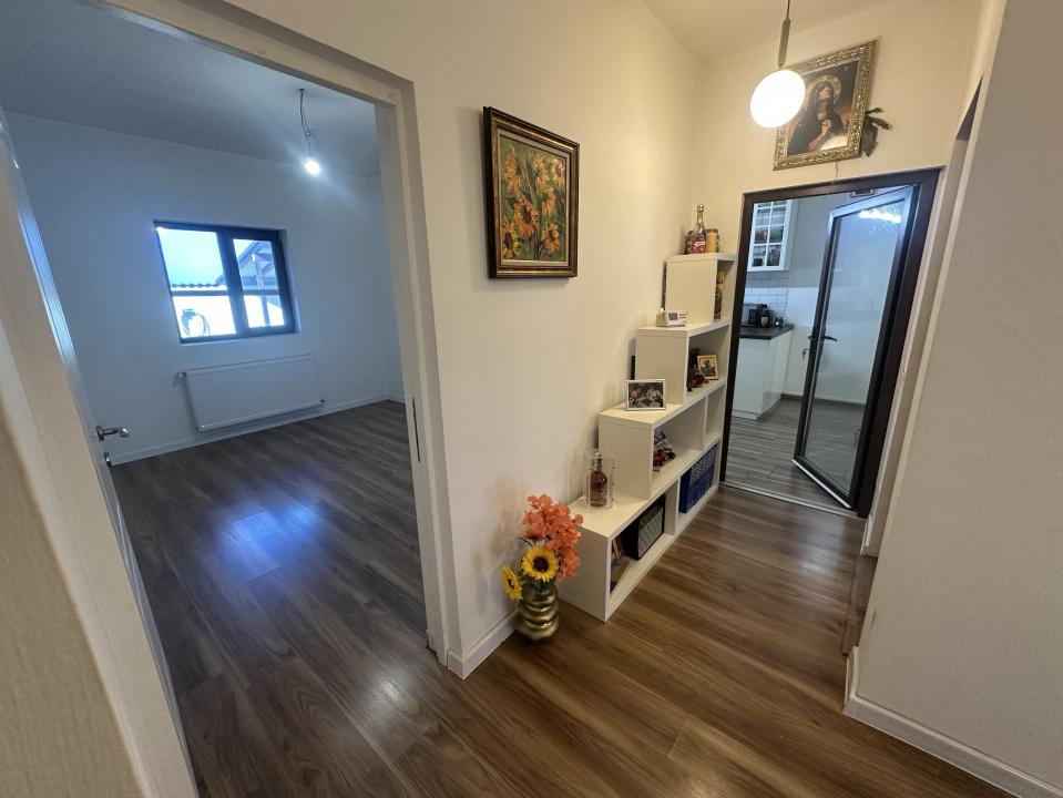 POSTA CASA 124 MP, TEREN 406 MP  