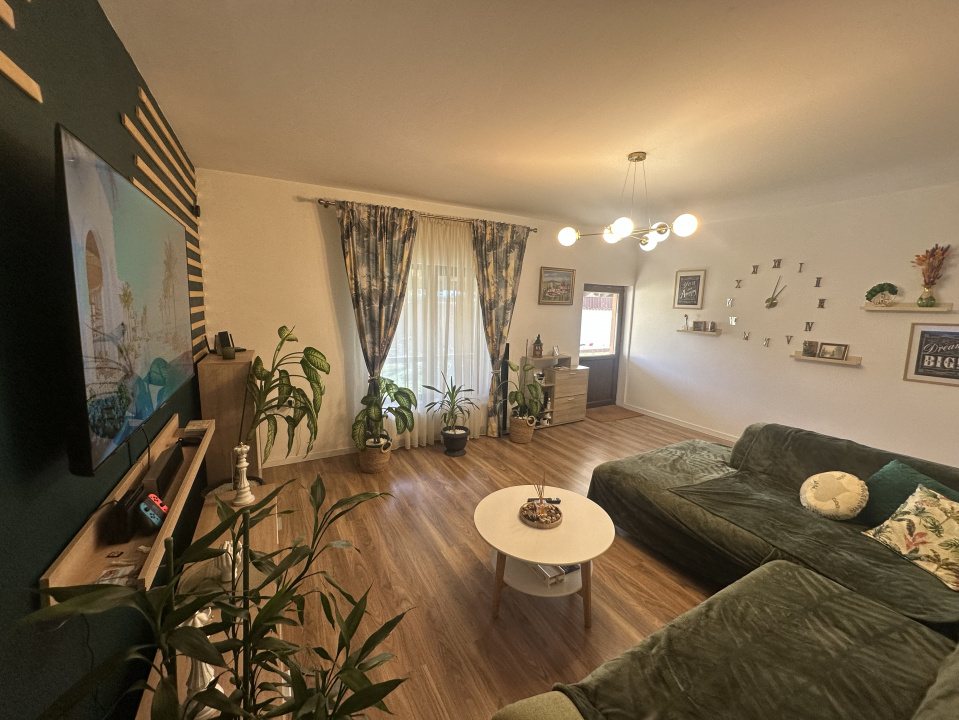 POSTA CASA 124 MP, TEREN 406 MP  