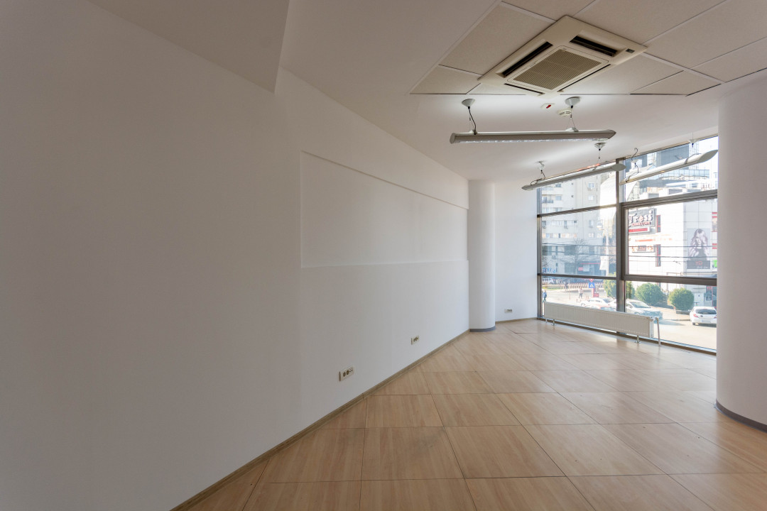 Spatiu de birouri | Vitan Center | 23 mp | Smart parking 