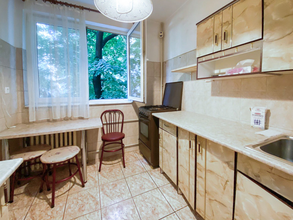 Timpuri Noi, Tineretului - apartament 3 camere la metrou, de inchiriat