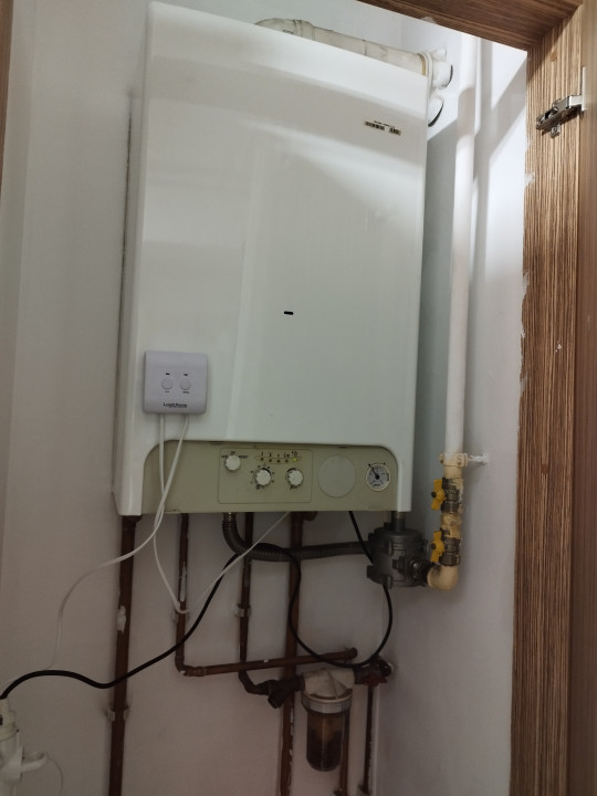 JUPITER-PIATA SUDULUI, 2 CAMERE, PARCARE!