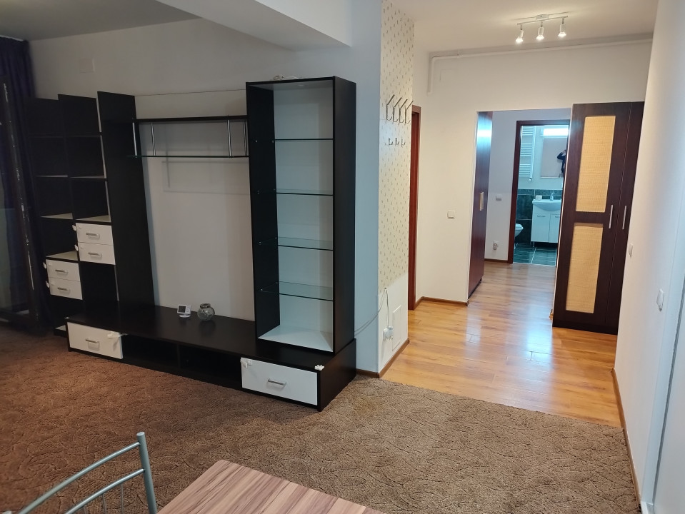 JUPITER-PIATA SUDULUI, 2 CAMERE, PARCARE!