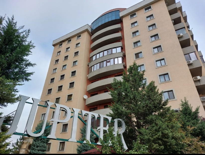 JUPITER-PIATA SUDULUI, 2 CAMERE, PARCARE!