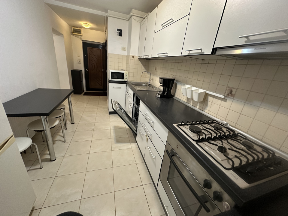 METROU CRANGASI, 3 CAMERE, CENTRALA TERMICA, PARCARE!