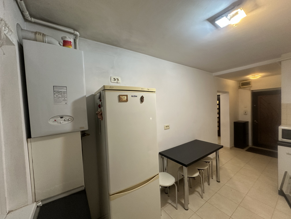 METROU CRANGASI, 3 CAMERE, CENTRALA TERMICA, PARCARE!