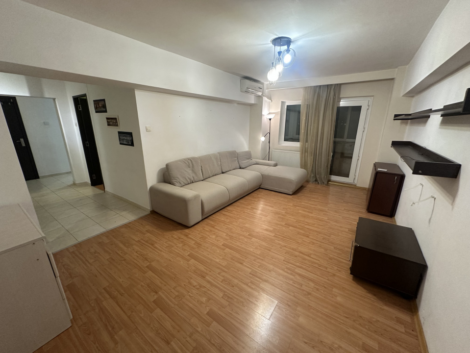 METROU CRANGASI, 3 CAMERE, CENTRALA TERMICA, PARCARE!