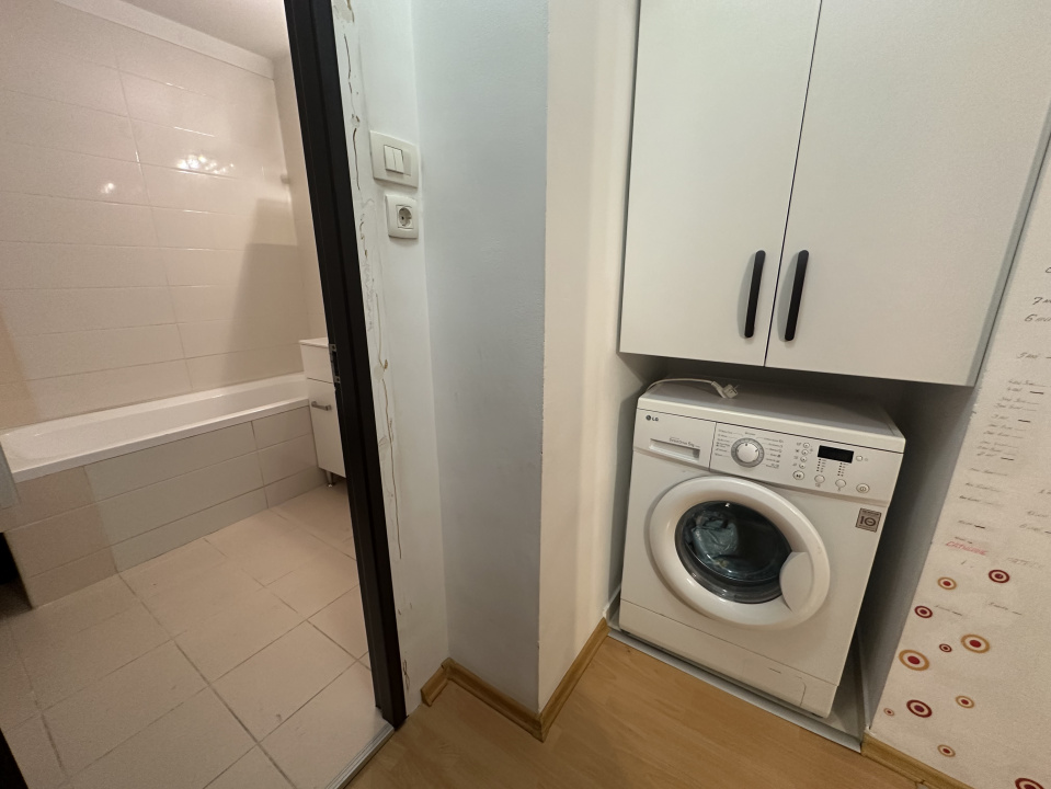 METROU CRANGASI, 3 CAMERE, CENTRALA TERMICA, PARCARE!