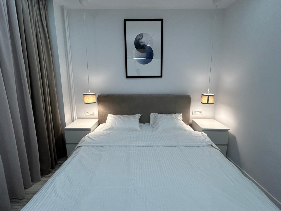 3 CAMERE-80 MP, UNIRII!