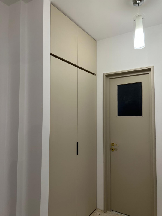 Inchiriere 3 camere Vatra Luminoasa