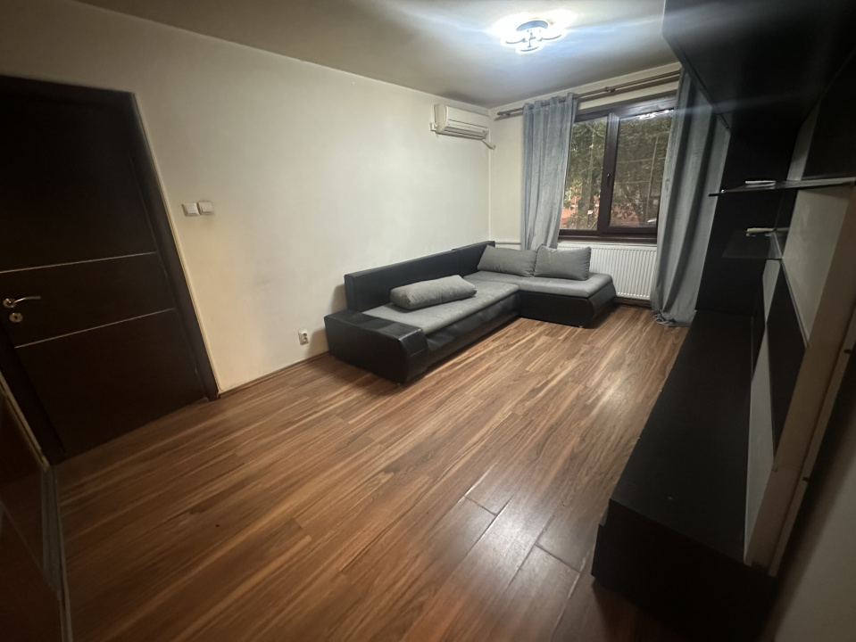 Apartament 4 camere Nasaud 82 mp
