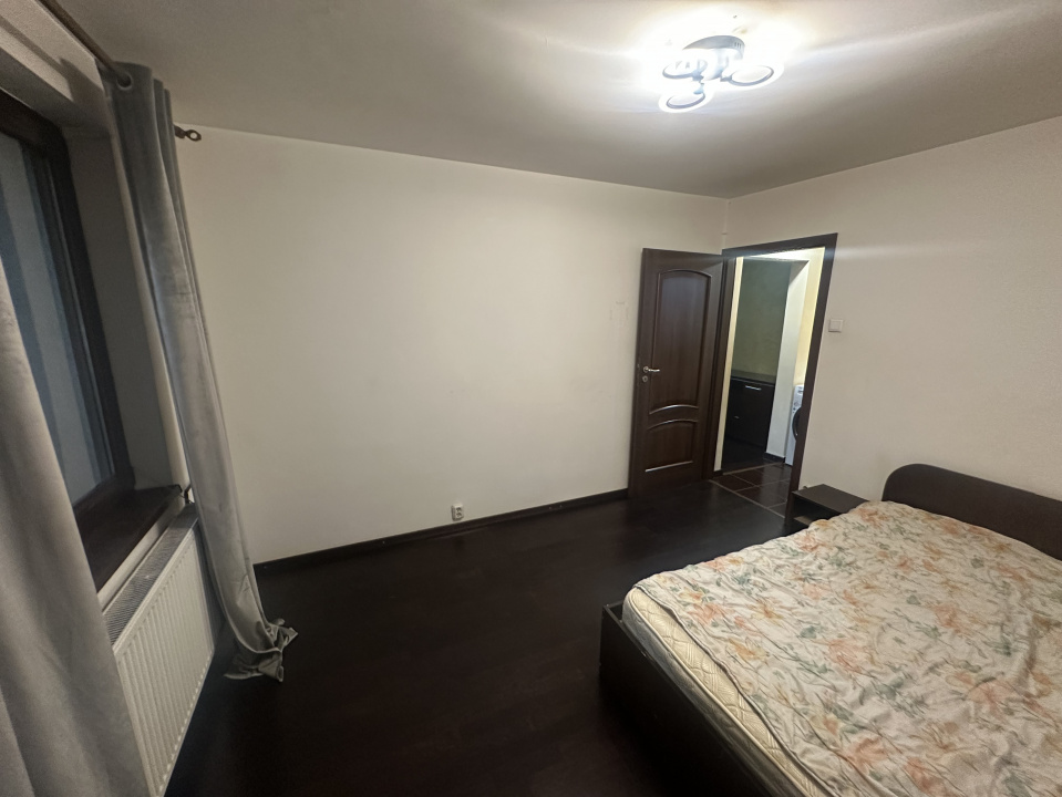 Apartament 4 camere Nasaud 82 mp