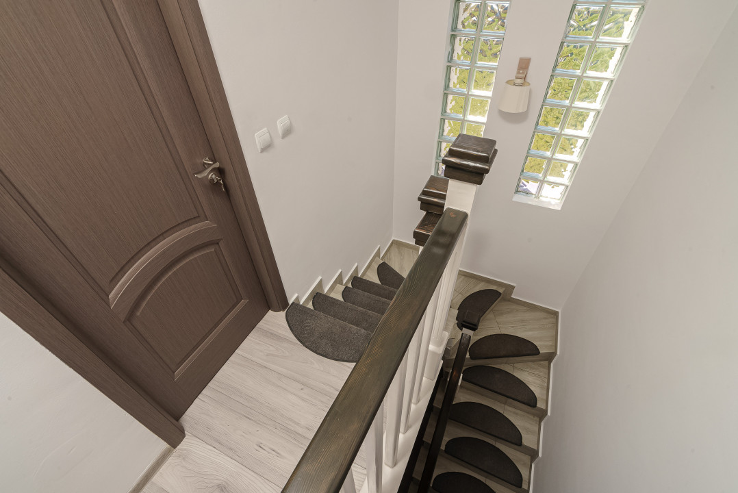 SABARENI, VILA INDIVIDUALA 146 MP, LOT 480 MP, LA CHEIE!