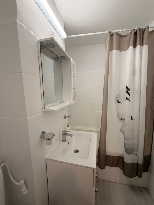 PIATA VICTORIEI, 2 CAMERE!