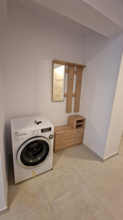 2 camere, centrala proprie, loc de parcare !