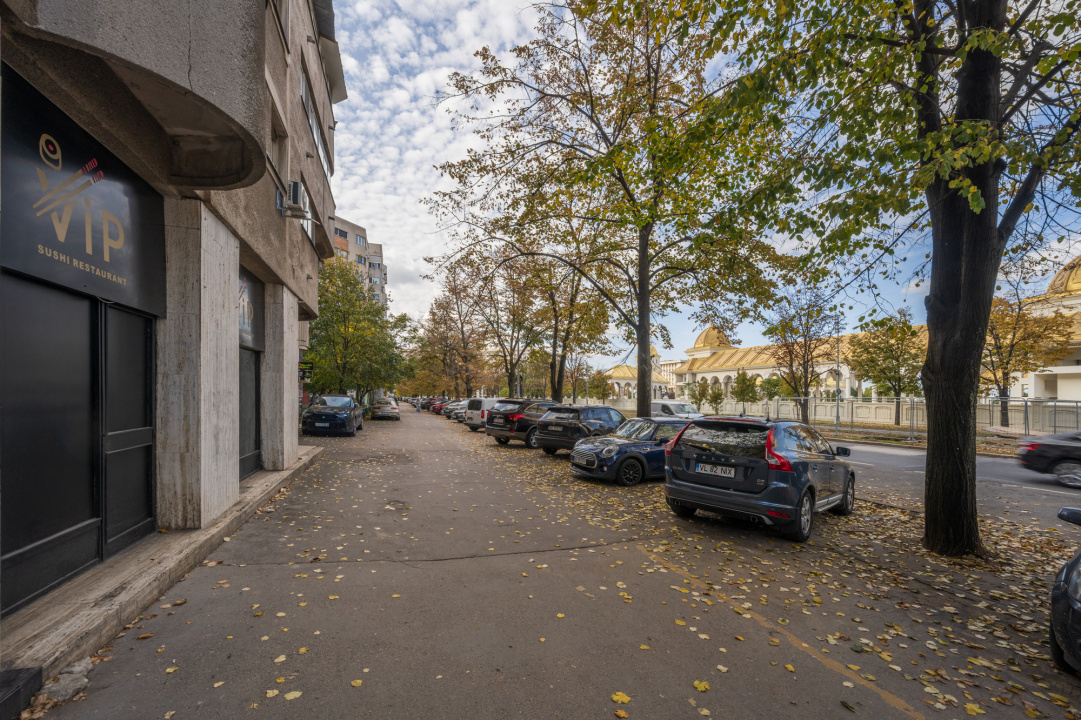 CALEA 13 SEPTEMBRIE - MARIOTT, SPATIU COMERCIAL 92 MP!