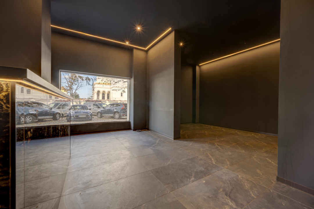 CALEA 13 SEPTEMBRIE - MARIOTT, SPATIU COMERCIAL 92 MP!