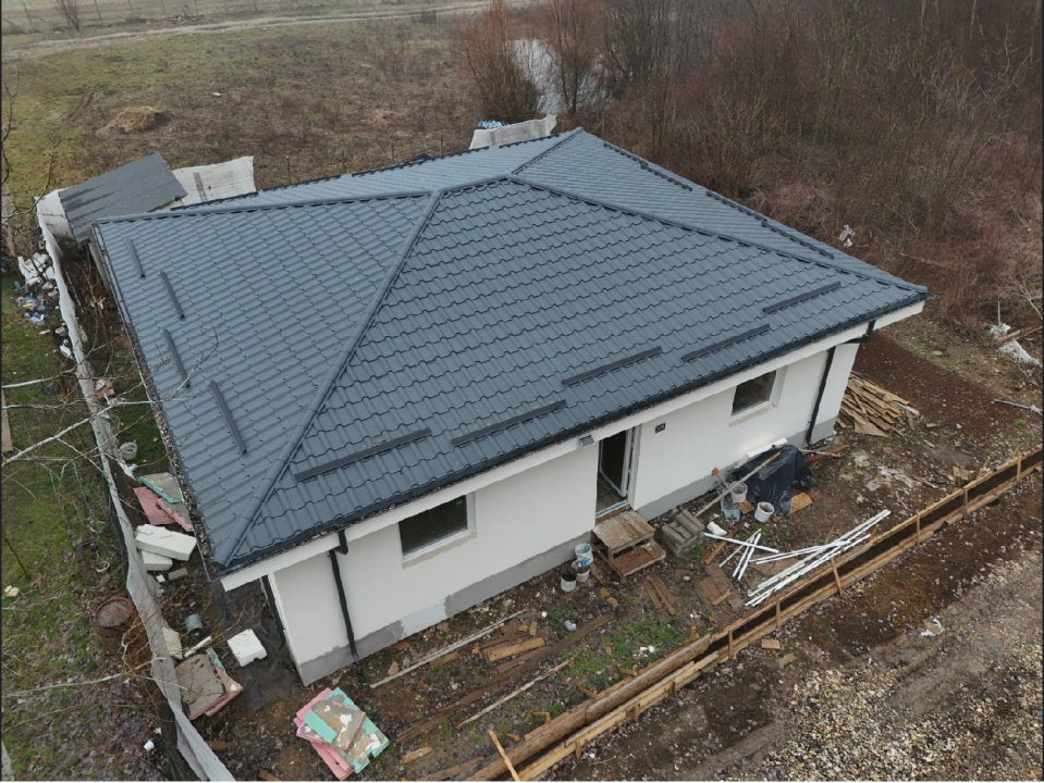 CLINCENI-ORDOREANU, CASA 126 MP, TEREN 443 MP!