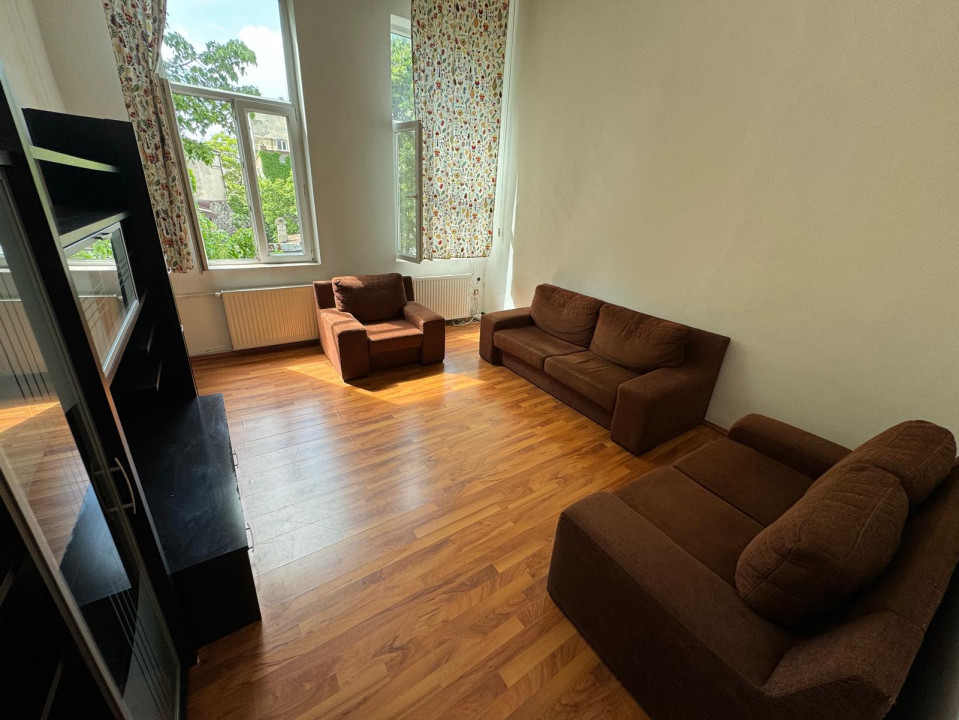 Apartament 2 camere Tavan Inalt in Vila Antebelica Pache Protopopescu