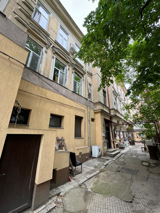 Apartament 2 camere Tavan Inalt in Vila Antebelica Pache Protopopescu