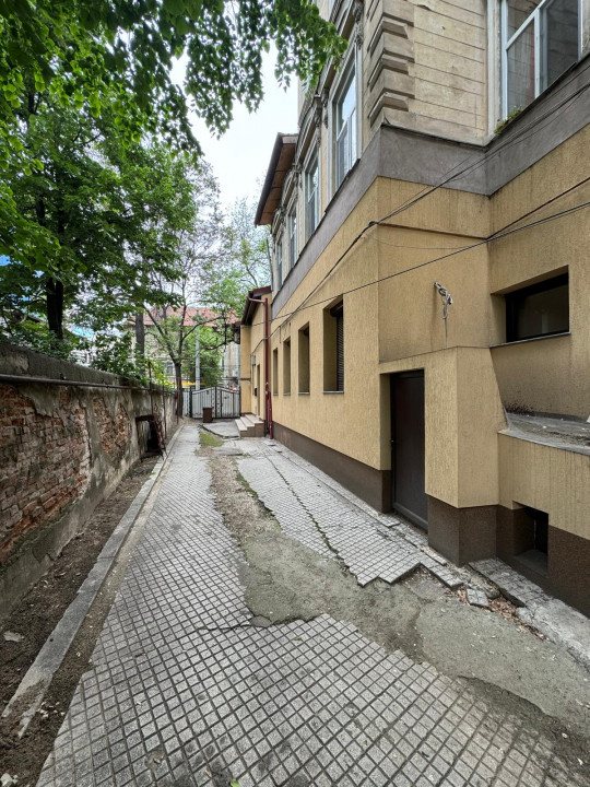 Apartament 2 camere Tavan Inalt in Vila Antebelica Pache Protopopescu