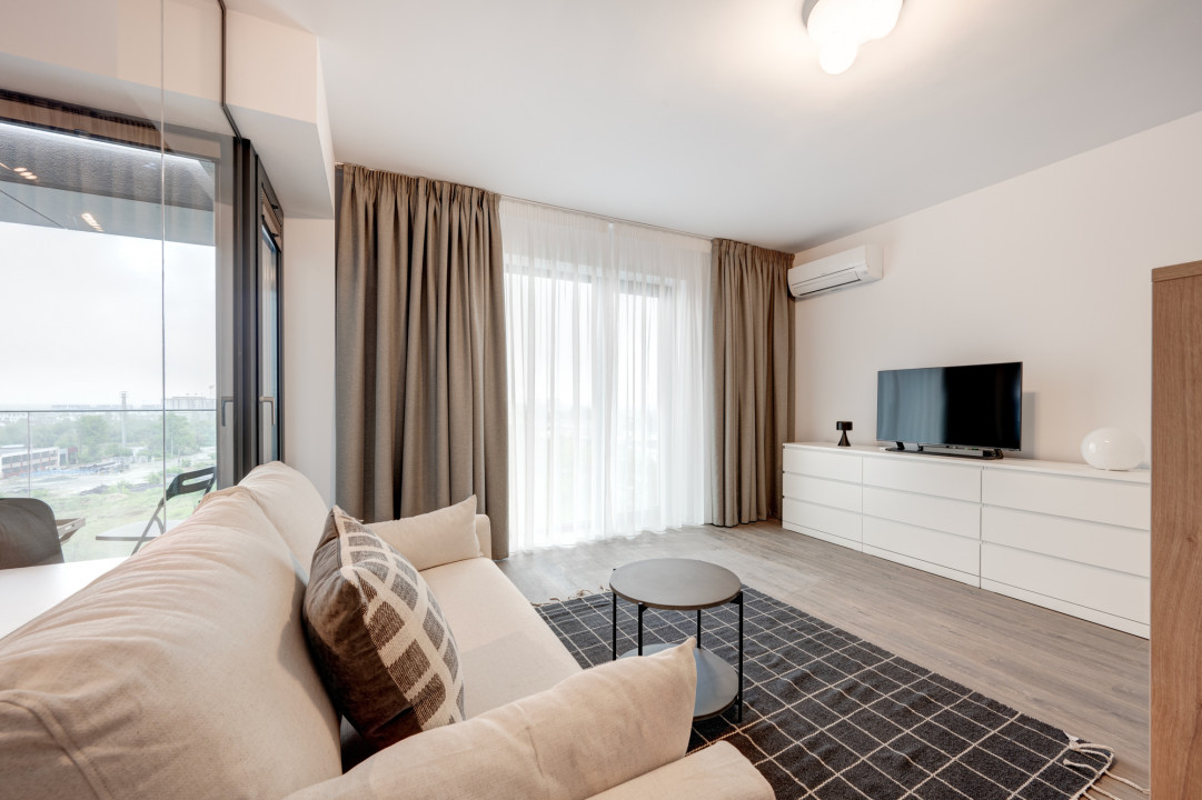 Garsoniera - complet mobilata si utilata - garaj 