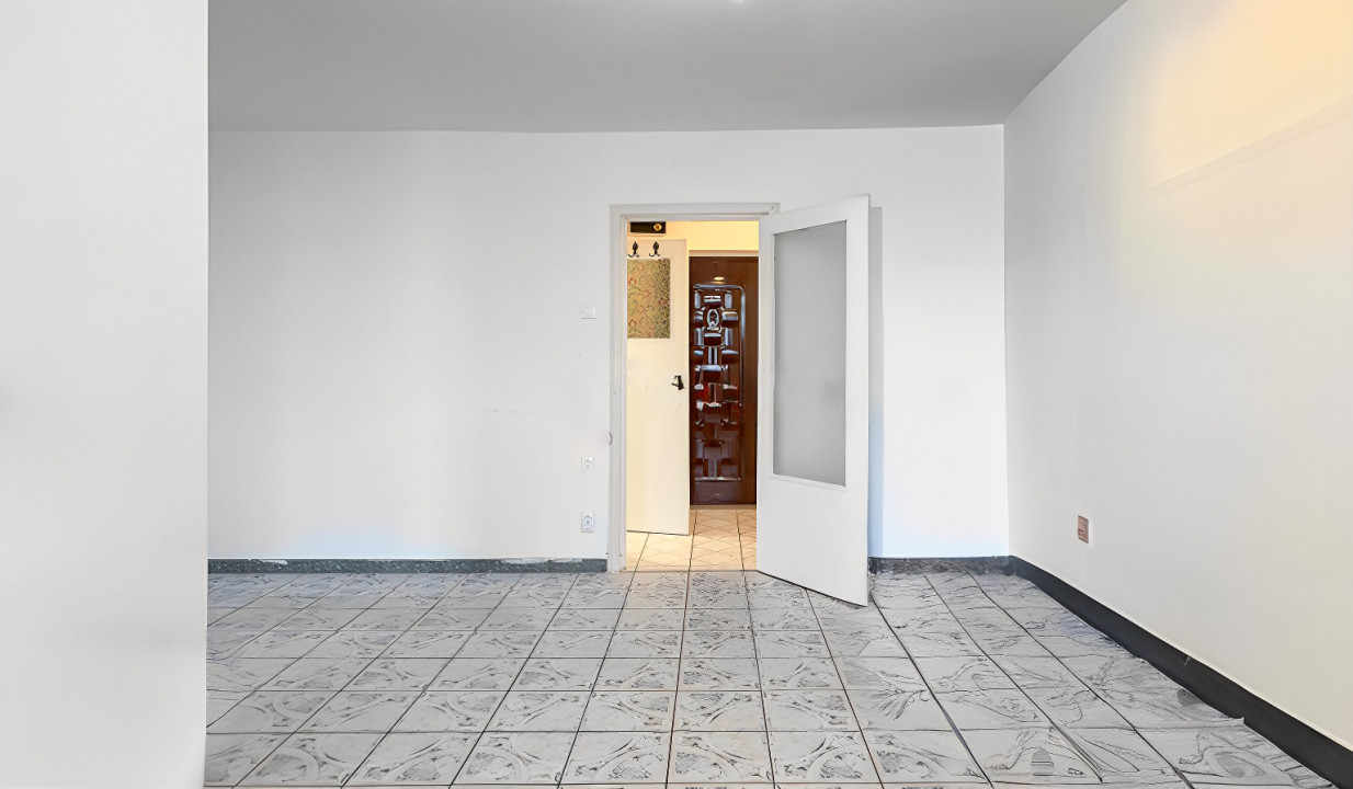 Garsonieră Luminoasă în Militari