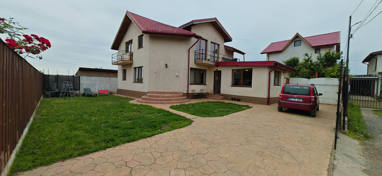 Casa S+P+E 178 mp Lot 319 mp Bacu, Joita