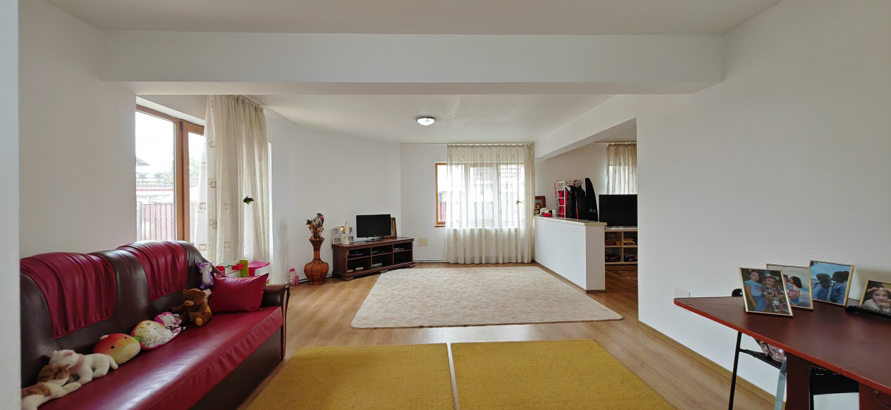 Casa S+P+E 178 mp Lot 319 mp Bacu, Joita