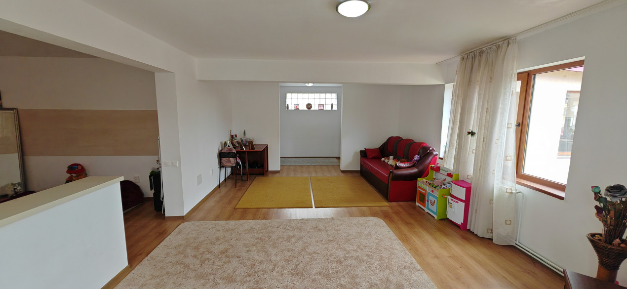 Casa S+P+E 178 mp Lot 319 mp Bacu, Joita