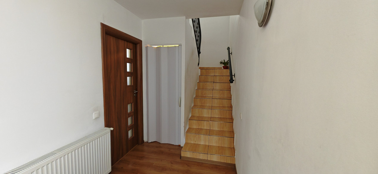 Casa S+P+E 178 mp Lot 319 mp Bacu, Joita