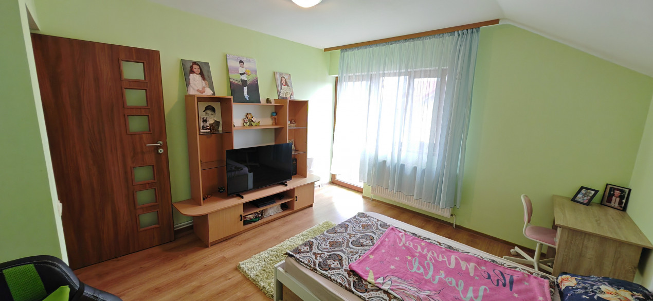 Casa S+P+E 178 mp Lot 319 mp Bacu, Joita