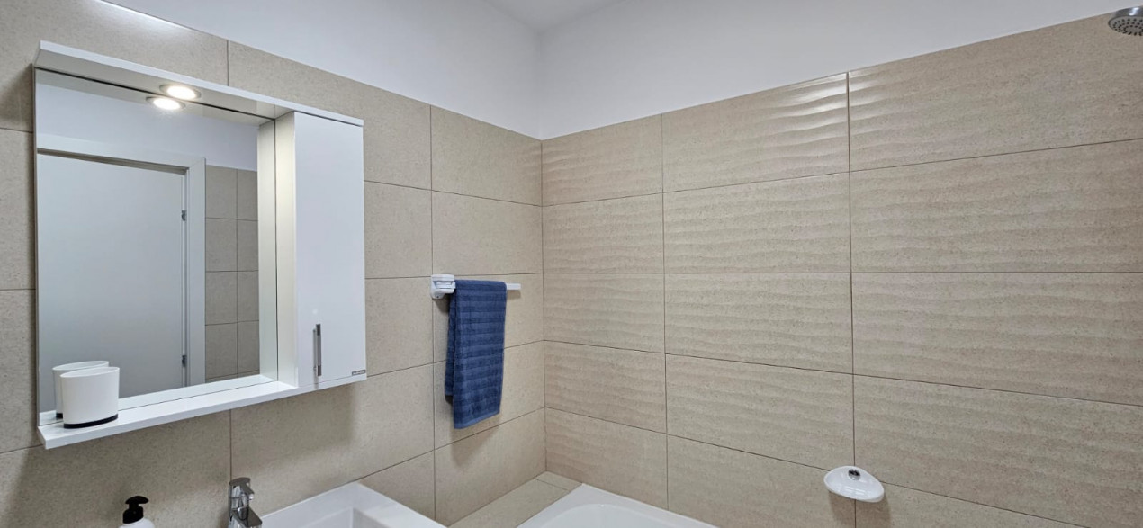  Titan 2 Camere bloc nou | Centrala si Parcare 