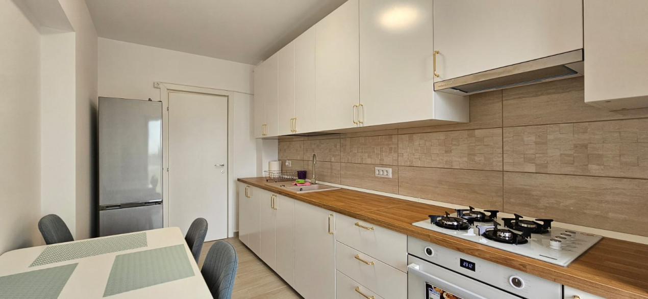  Titan 2 Camere bloc nou | Centrala si Parcare 