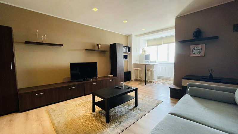 Garsoniera Drumul Taberei Metrou Favorit Loc parcare