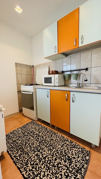 Garsoniera Drumul Taberei Metrou Favorit Loc parcare