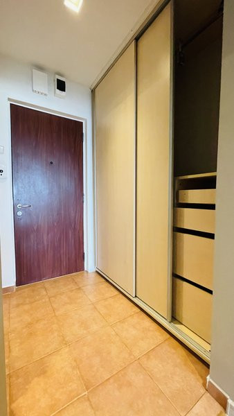 Garsoniera Drumul Taberei Metrou Favorit Loc parcare