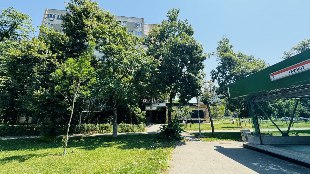 Garsoniera Drumul Taberei Metrou Favorit Loc parcare