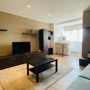 Garsoniera Drumul Taberei Metrou Favorit Loc parcare