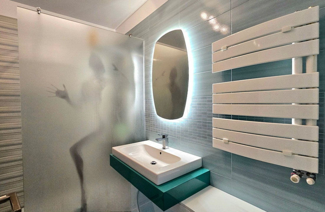 CENTRAL PARK - STEFAN CEL MARE 3 CAMERE 100 MP TOTAL