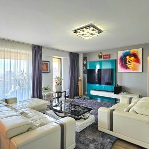 CENTRAL PARK - STEFAN CEL MARE 3 CAMERE 100 MP TOTAL