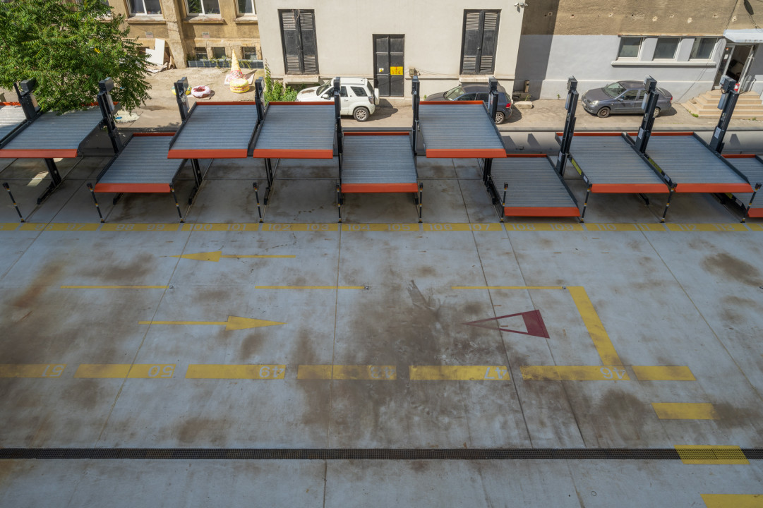 Prima inchiriere- complet mobilat si utilat cu loc de parcare in One Timpuri noi