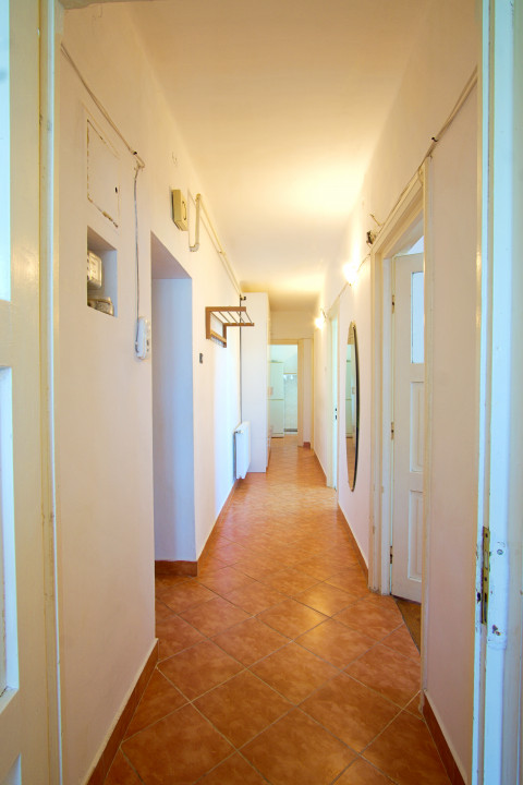 3 camere decomandat, Buftea-Studio, centrala termica, boxa, 37mp teren folosinta
