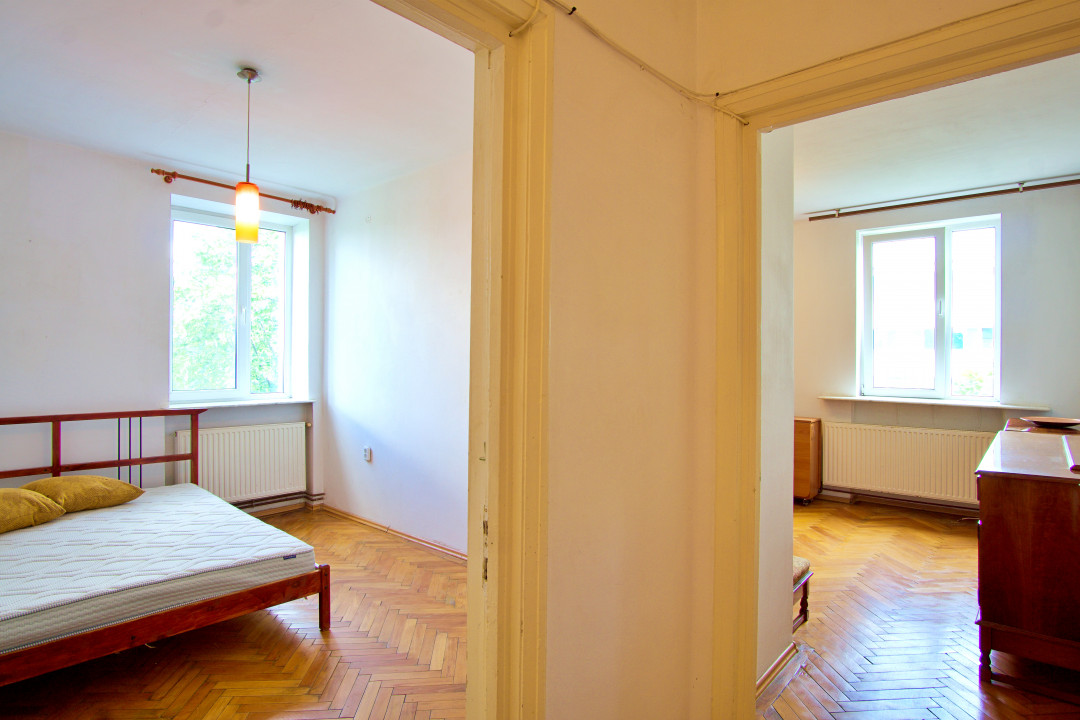 3 camere decomandat, Buftea-Studio, centrala termica, boxa, 37mp teren folosinta