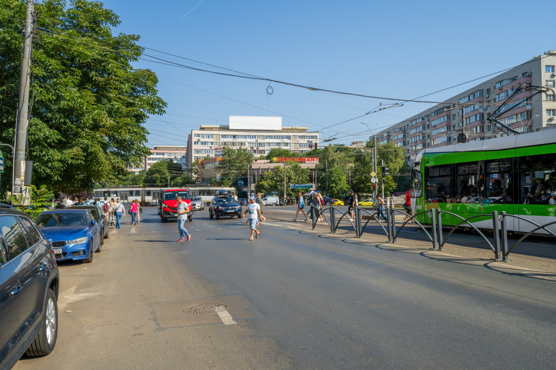 Decomandat - 2 balcoane - etaj 5 - Metrou Iancului 