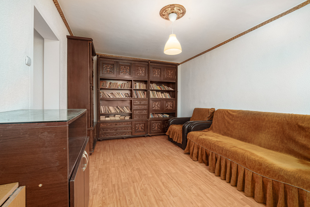 Descoperă-ți Noua Casă-Apartament 2 Camere Decomandat în Zona Turda