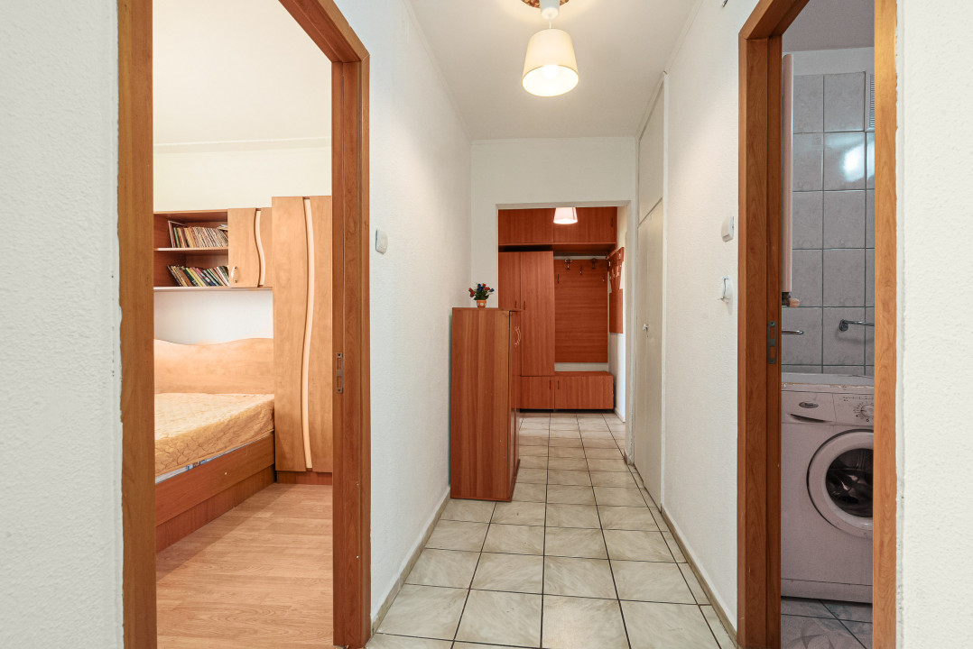 Descoperă-ți Noua Casă-Apartament 2 Camere Decomandat în Zona Turda